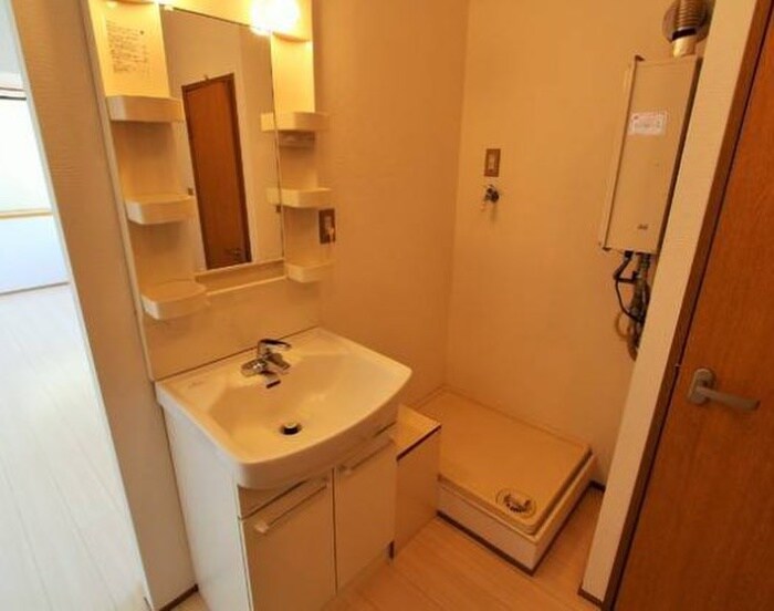 ひかりハイツＡ棟の物件内観写真