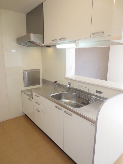 ジョリ－メゾンノ－ルの物件内観写真