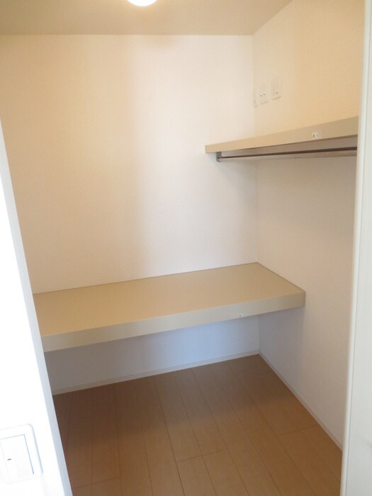 ジョリ－メゾンノ－ルの物件内観写真