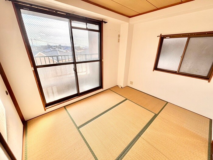 コウリヒルズの物件内観写真