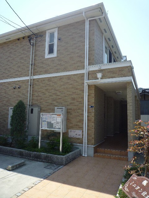 ミニヨン佐太の物件外観写真