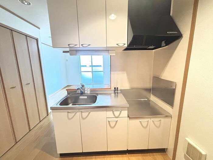 ミニヨン佐太の物件内観写真