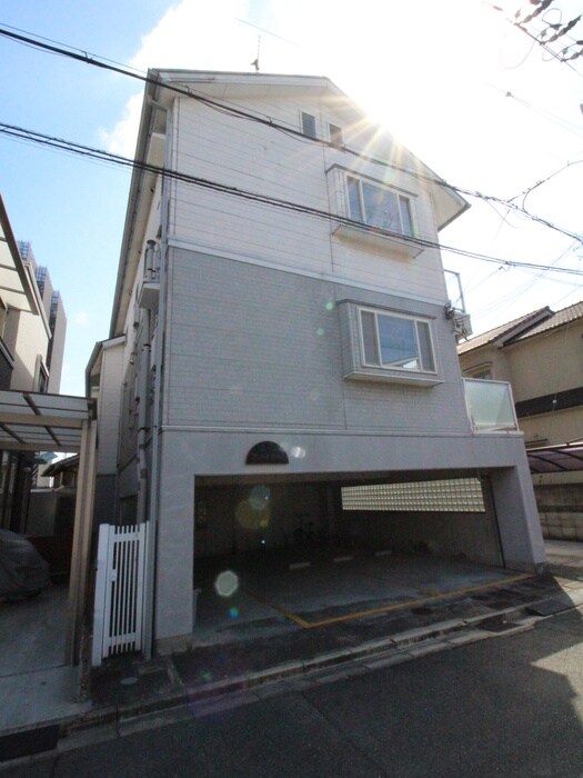 ＳＴＵＤＩＯ　ＣＡＲＩＮＯの物件外観写真