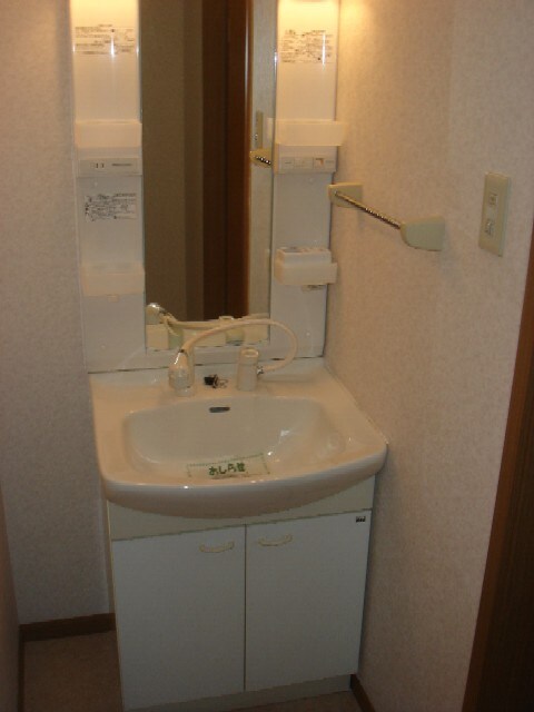 シャンドフル－ルⅡの物件内観写真