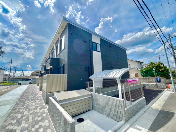 ストレリチアの物件外観写真