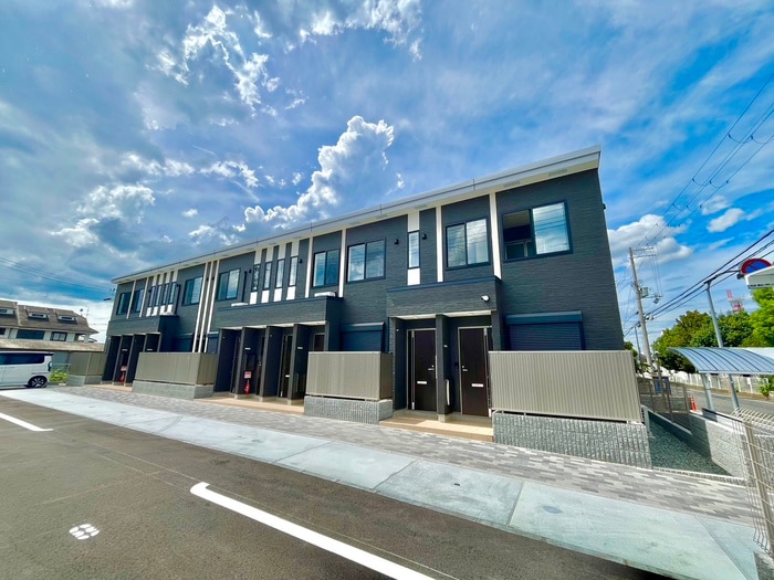 ストレリチアの物件外観写真