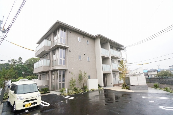 GRAND AGEの物件外観写真