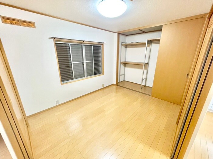 守山市勝部2丁目貸家の物件内観写真