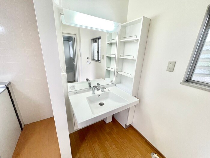 守山市勝部2丁目貸家の物件内観写真