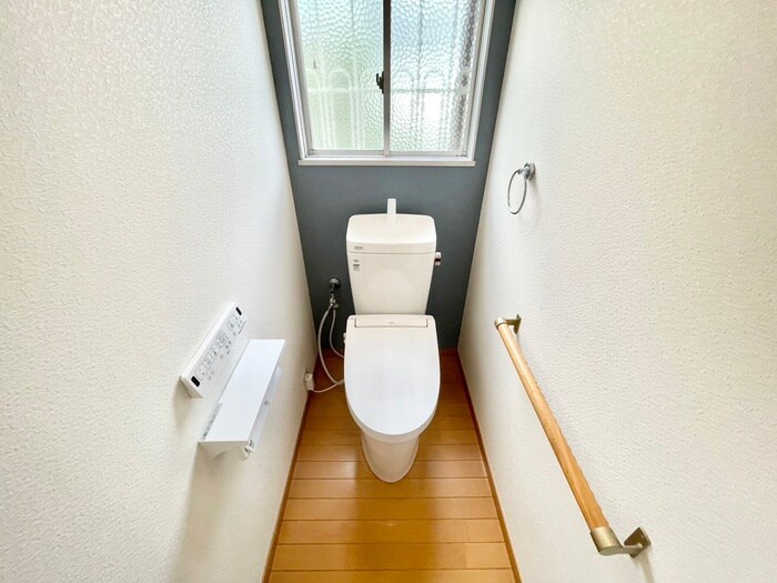 守山市勝部2丁目貸家の物件内観写真