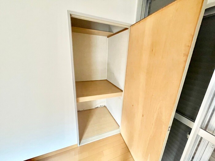 守山市勝部2丁目貸家の物件内観写真