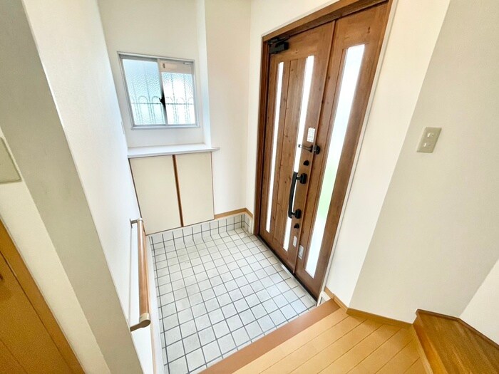 守山市勝部2丁目貸家の物件内観写真