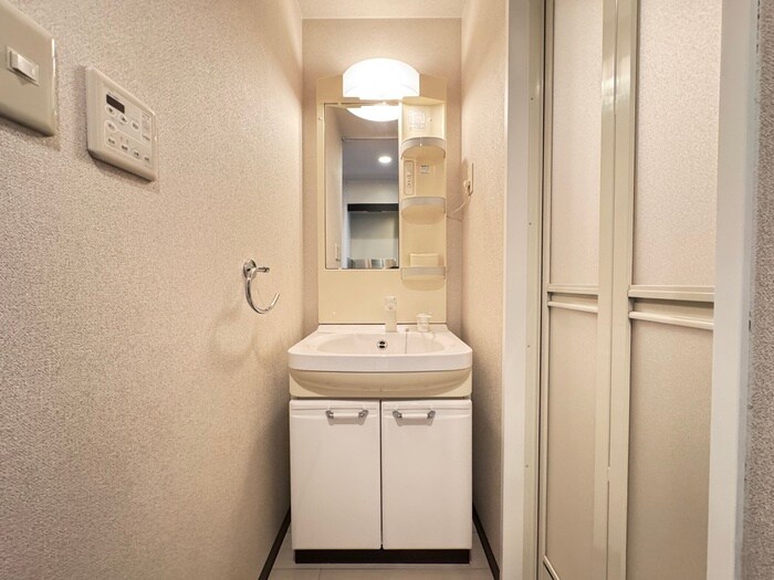 ﾚｼﾞﾃﾞｨｱ神戸ﾎﾟｰﾄｱｲﾗﾝﾄﾞﾉｰｽ棟の物件内観写真