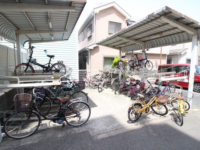 ペ－ンヴィラ－ジュの物件外観写真