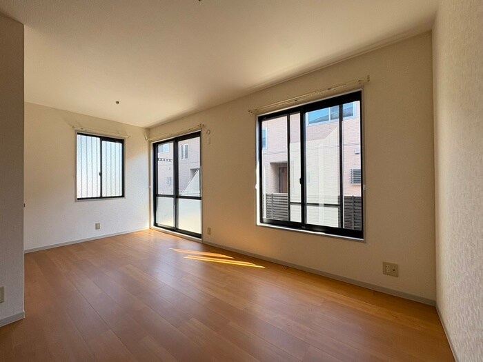 すみれテラス　Ａ棟の物件内観写真