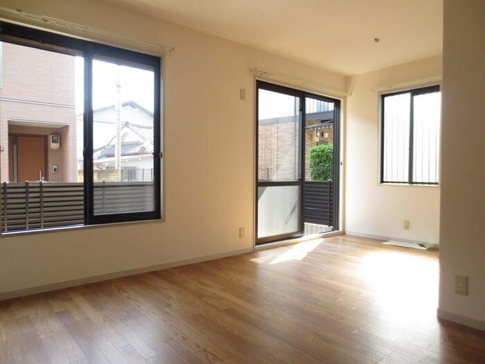 すみれテラス　Ａ棟の物件内観写真