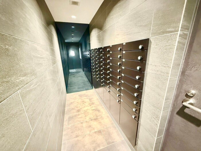 ArtizA京橋WESTの物件外観写真