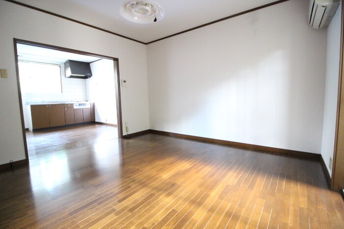 木幡南山9-82貸家の物件内観写真