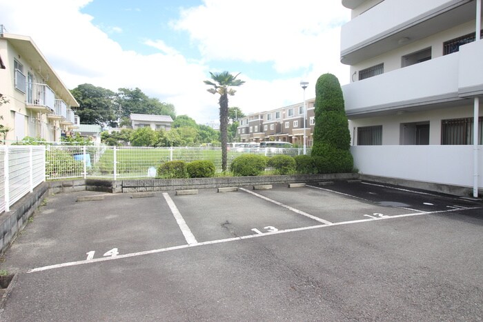 ウエストコ－トの物件外観写真