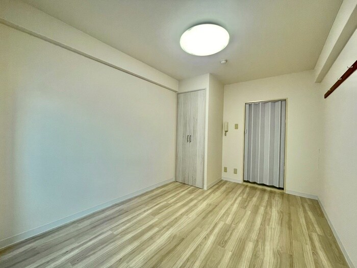 ロイヤル灘の物件内観写真