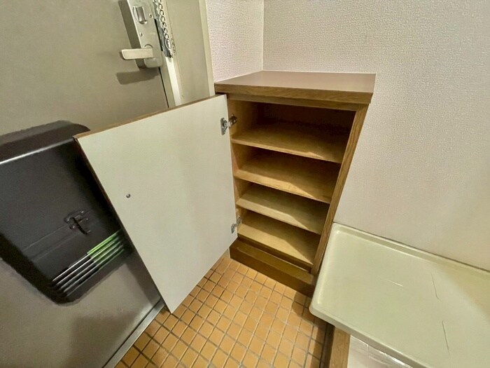 ロイヤル灘の物件内観写真