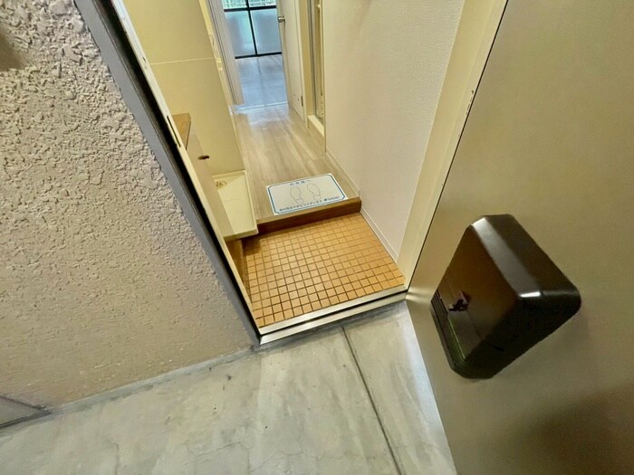 ロイヤル灘の物件内観写真