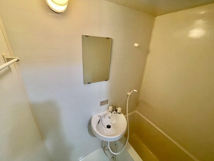 ロイヤル灘の物件内観写真