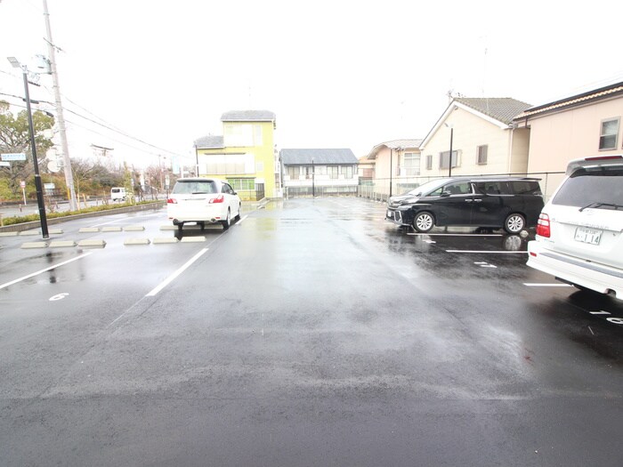 グローリードミール天神の物件外観写真