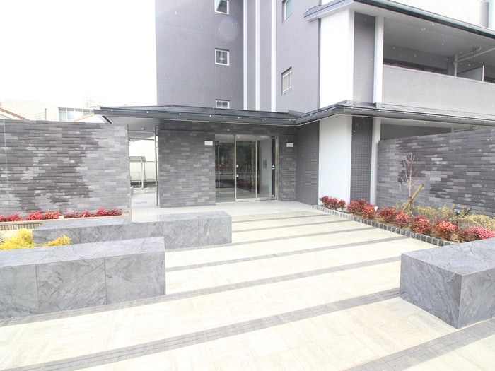 グローリードミール天神の物件外観写真