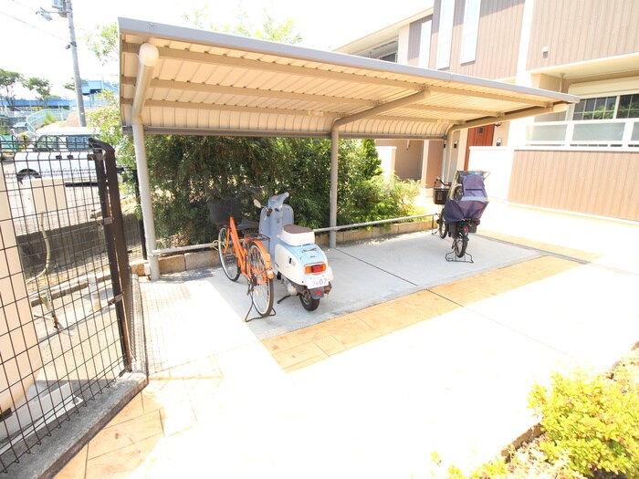 マーガレットハウスの物件外観写真