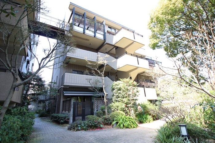 ガーデンハイツ加美　C棟の物件外観写真