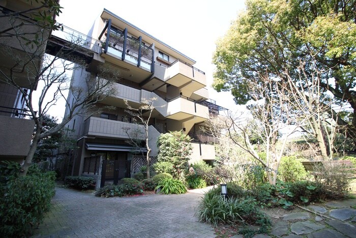 ガーデンハイツ加美　C棟の物件外観写真