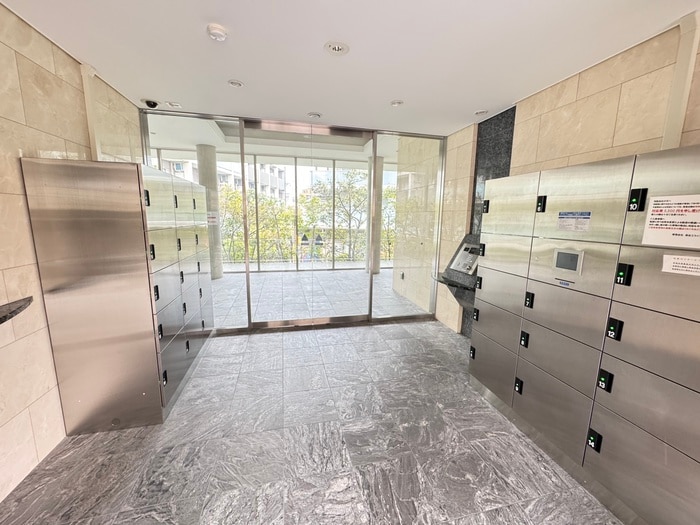 グランカーサ緑地公園の物件外観写真