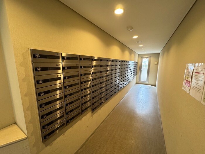 グランカーサ緑地公園の物件外観写真