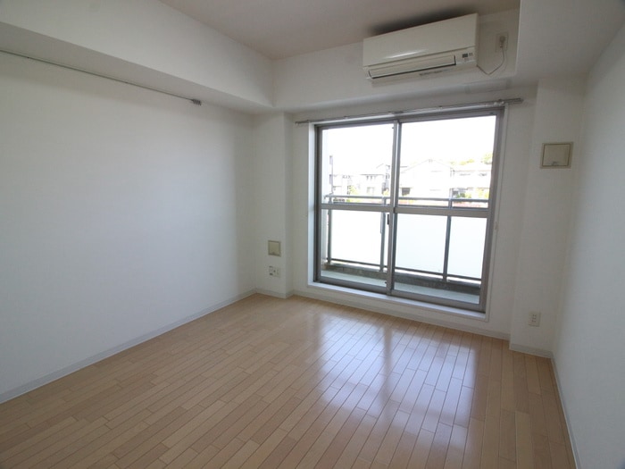 グランカーサ緑地公園の物件内観写真