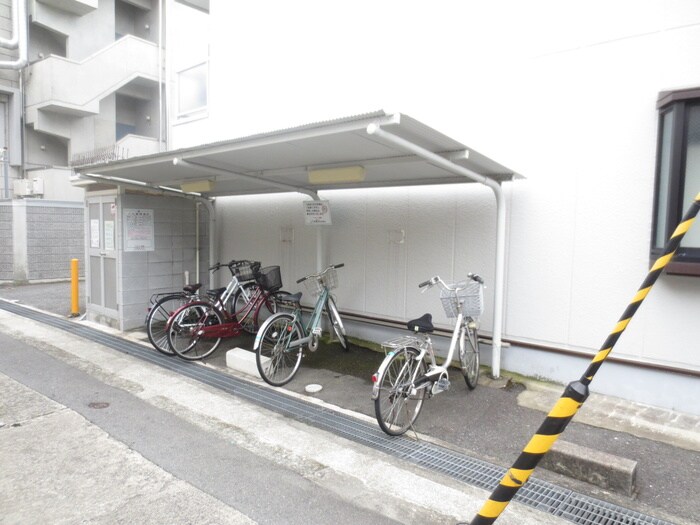 アメニティ駅前の物件外観写真