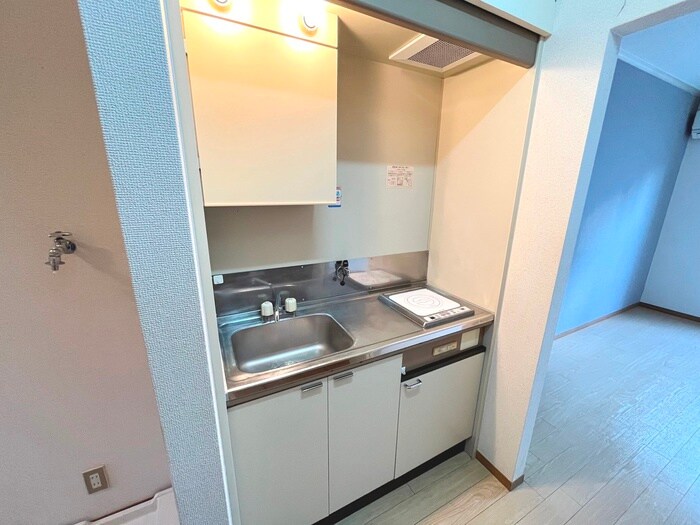 チャ－リ－ズの物件内観写真