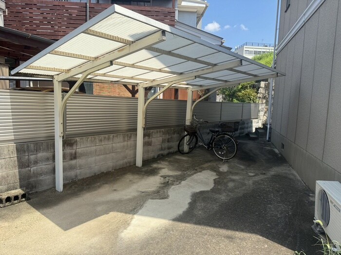 チャ－リ－ズの物件外観写真