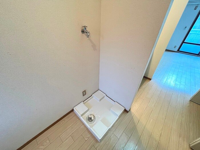 チャ－リ－ズの物件内観写真