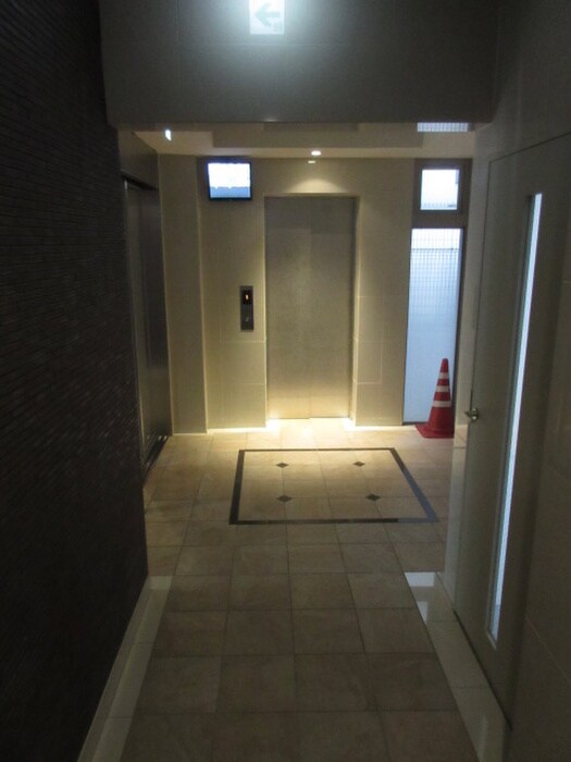 アベニール鷺洲の物件外観写真