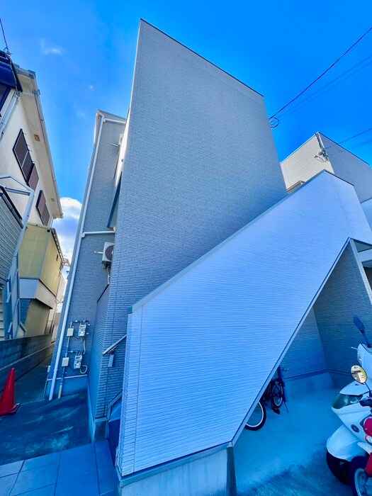 Acrossの物件外観写真