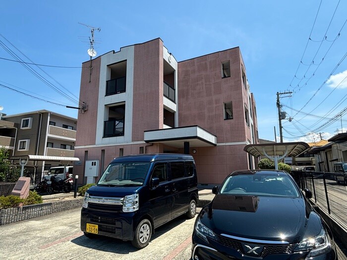 メゾン・クレ－ルの物件外観写真