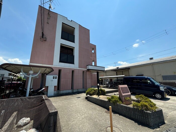 メゾン・クレ－ルの物件外観写真