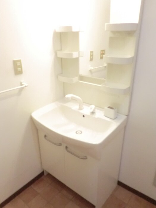 朝日ﾌﾟﾗｻﾞ生駒西二番館C棟(202)の物件内観写真