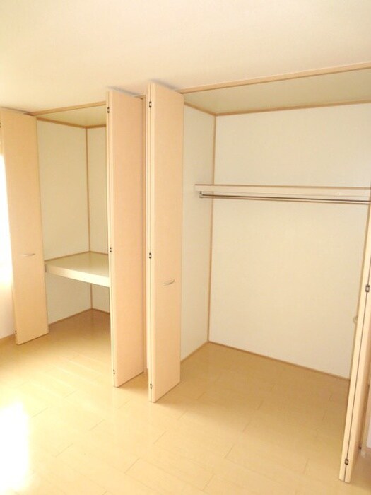 アゼリアの物件内観写真