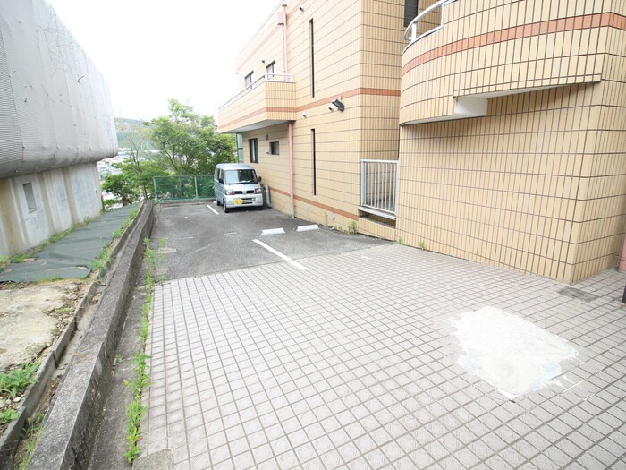 グランヴィラ－ジュ長寿ガ丘の物件外観写真