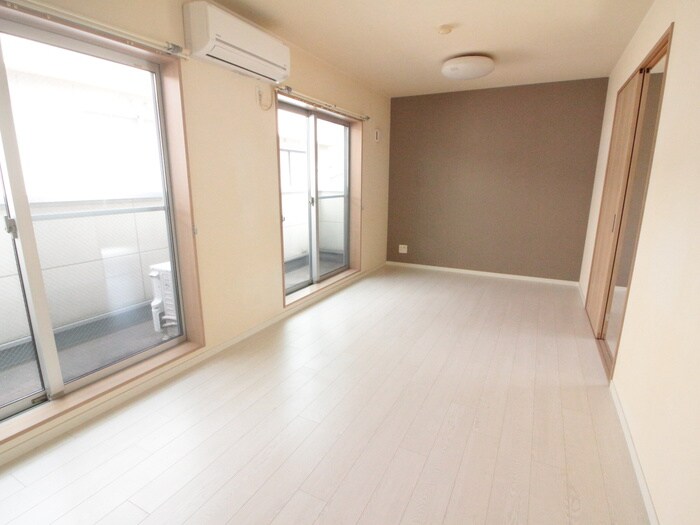 クレスト甲子園の物件内観写真