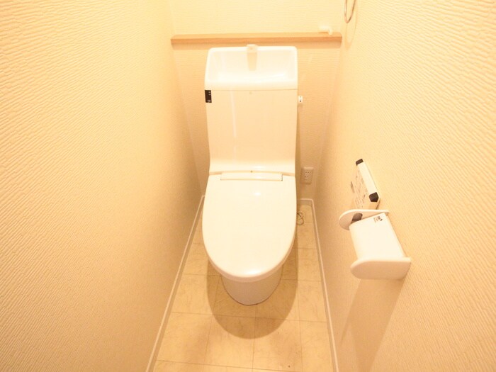 クレスト甲子園の物件内観写真