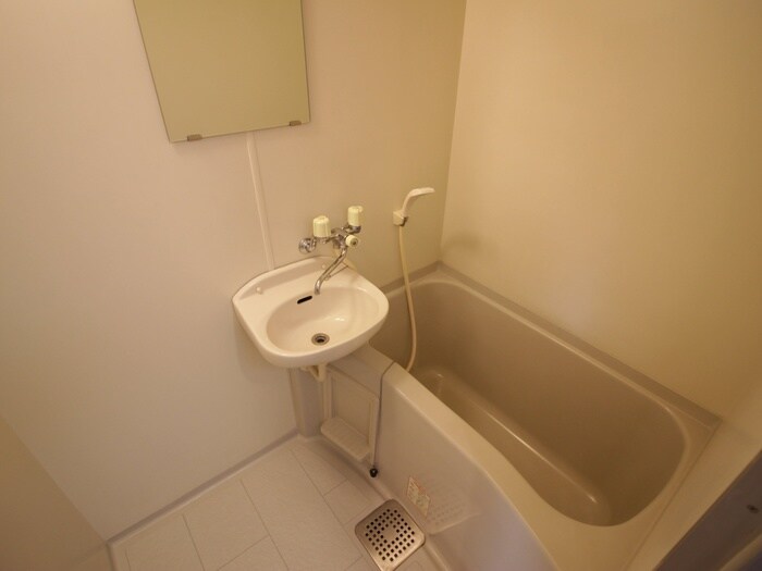 リーベン桂の物件内観写真