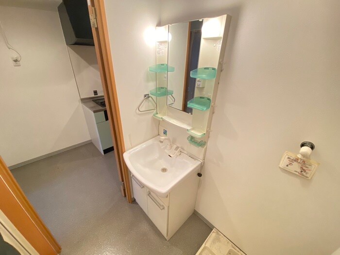 トゥモ－ル山科の物件内観写真